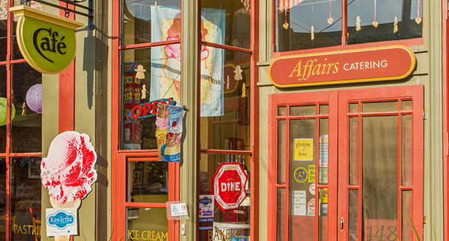 Front entrance to Affairs Bakery and Cafe